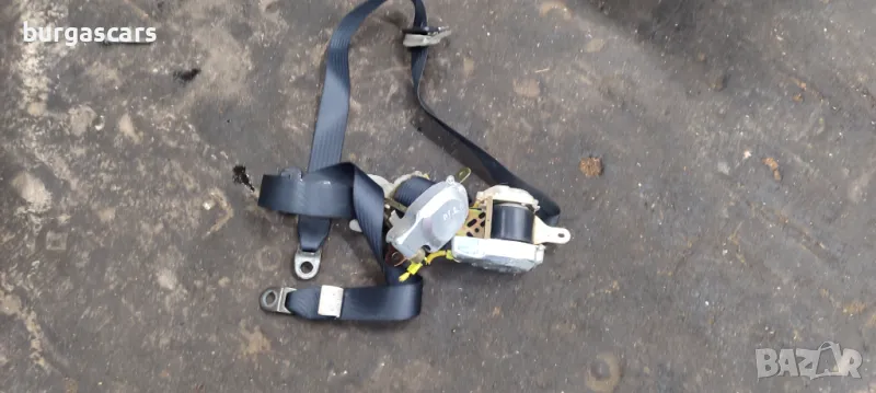 Колани предни Toyota Corolla Verso 04-09г - 50лв, снимка 1