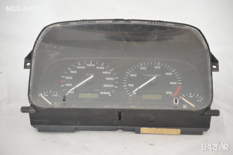 Табло Километраж Speedometer/Instrument Cluster за VW Golf 3 1H6919033E 1H6 919 033 E, снимка 1
