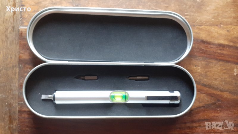 нивелир метален с 3 броя накрайника отвертки в метална кутия, масивен и надежден, снимка 1