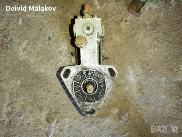 Продавам нафтова помпа за Perkins мотор, снимка 2 - Индустриална техника - 26370712