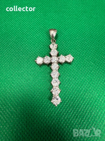 Масивен сребърен кръст с 12циркона. №7701