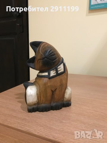 Дървена статуетка