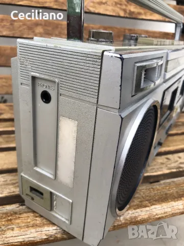 Радиокасетофон Sharp GF 450-за ремонт!, снимка 3 - Радиокасетофони, транзистори - 50165146