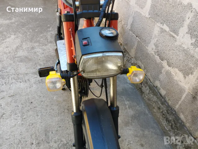 монтиране на мигачи на педалетка