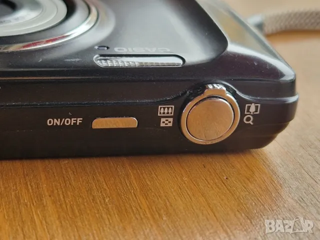 CASIO QV R-300, без забележка, работи перфектно. Батерията е в отлично състояние., снимка 9 - Фотоапарати - 49939007