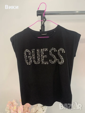 Тениска Guess 16г, но е подходяща и за S, снимка 8 - Тениски - 50738967