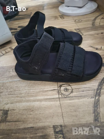 Adidas originals унисекс сандали, снимка 2 - Детски сандали и чехли - 51025837