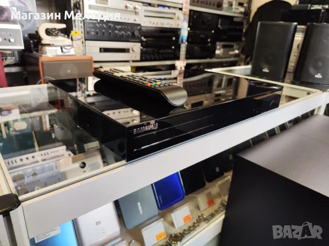 3D Blu-ray плейър Samsung BD-H8500M В перфектно техническо и много добро визуално състояние. Има дис, снимка 5 - Плейъри, домашно кино, прожектори - 50020506