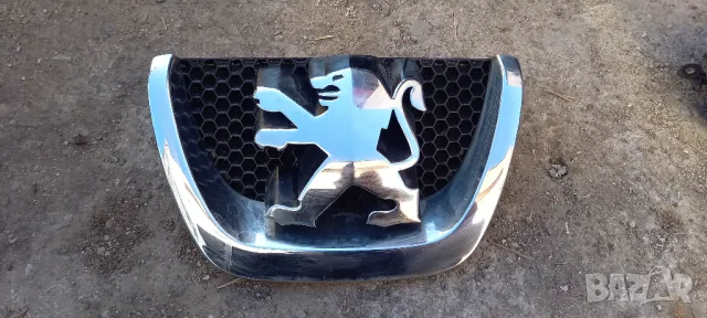 Емблема предна броня Peugeot 207 