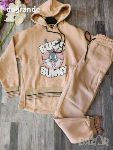Дамски спортен екип Bugs Bunny, снимка 2 - Спортни екипи - 51389033