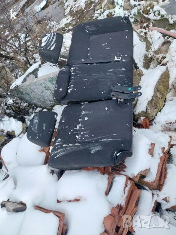 Здравейте продавам пасажерска седалка и задна от Астра h хечбек, снимка 5 - Аксесоари и консумативи - 53589311