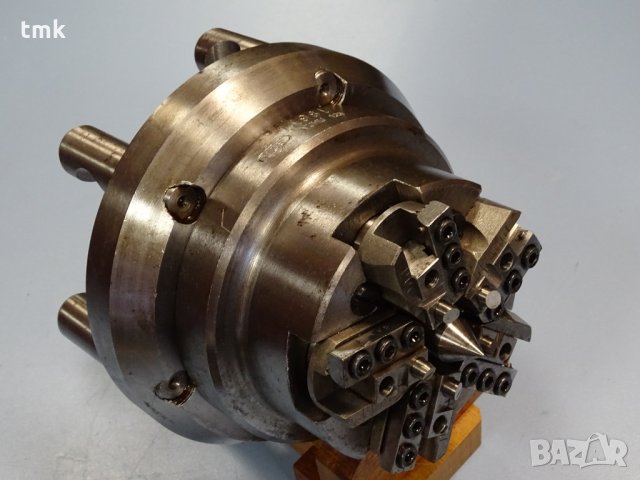 плаващ център за струг MAS NUHU 125