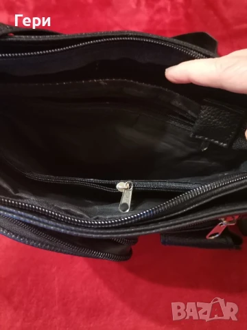 Черна чанта с много прегради, снимка 4 - Чанти - 51196828