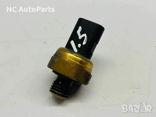Сензор за налягане на масло за БМВ BMW 2 series F46 216d 1.5 дизел B37C15A 8576615 BMW 2017, снимка 3 - Части - 49476985