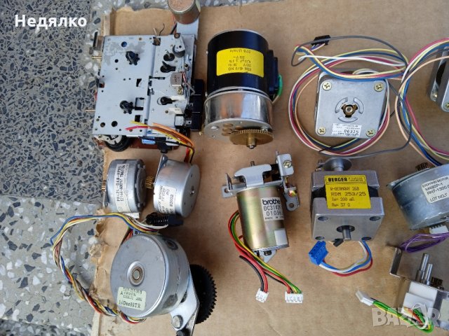 20 броя винтидж стъпкови мотори,японски,немски, снимка 2 - Друга електроника - 35150450