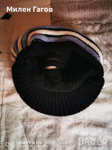 Детска зимна шапка, плетена и с козирка, идеално запазена. , снимка 3 - Шапки, шалове и ръкавици - 43449967