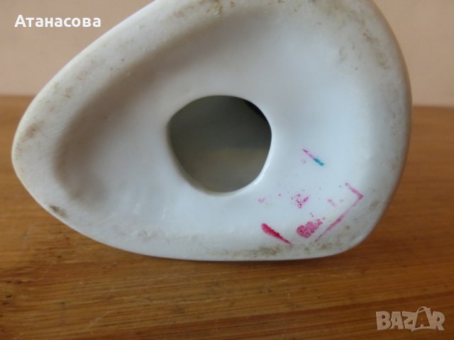 Немска порцеланова фигура птица Буревестник 1970 г статуетка, снимка 9 - Статуетки - 43576351