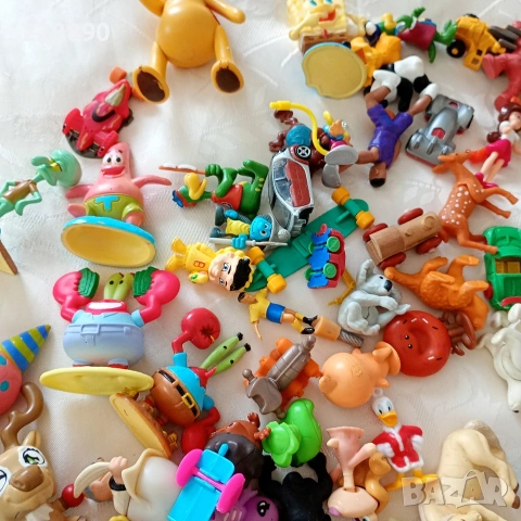 Киндер играчки, снимка 4 - Фигурки - 49966764