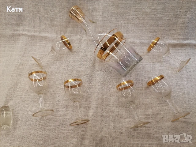 Ретро стъклени чаши и гарафа, снимка 5 - Чаши - 50665998