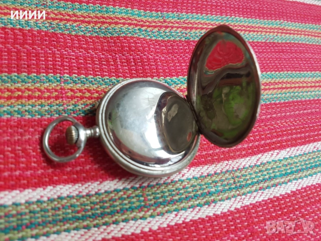 Швейцарски джобен часовник , снимка 3 - Антикварни и старинни предмети - 52316684