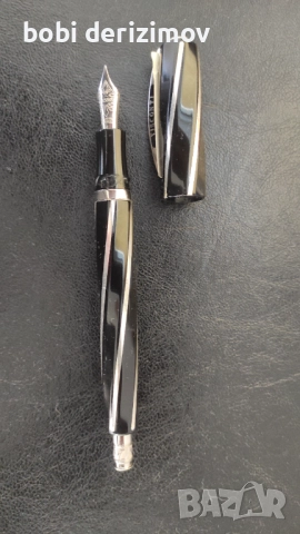 Химикалка Visconti Divina Oversize – черна