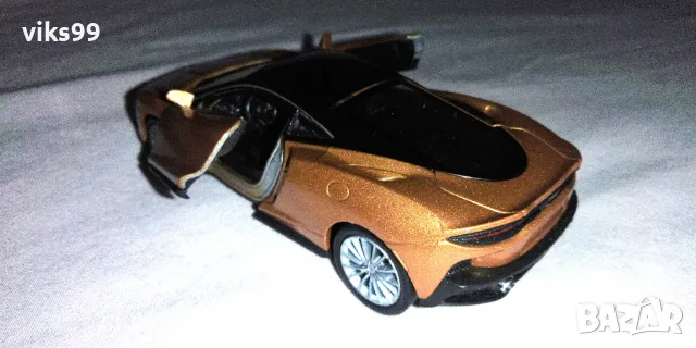 McLAREN GT 2019 WELLY Мащаб 1:34, снимка 3 - Колекции - 47928850