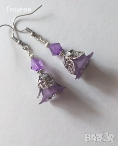 Нежни , люляково лилави и много красиви обици цветя с филигрирани орнаменти в цвят Сребро, снимка 2 - Обеци - 32430829