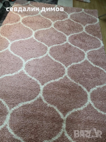 Килим розов