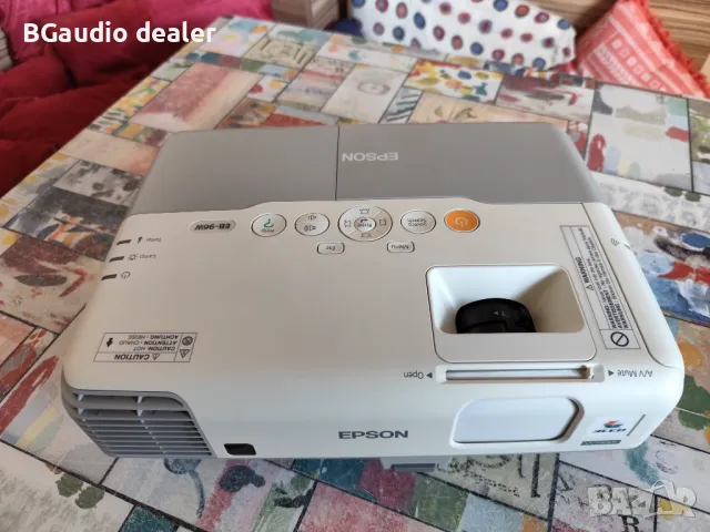 Прожектор 531 часа на лампата, снимка 2 - Плейъри, домашно кино, прожектори - 49600198