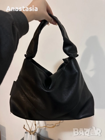 Стилна черна дамска чанта, снимка 2 - Чанти - 52672499