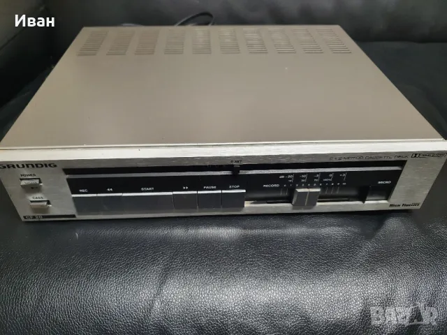 Касетен дек Grundig CF20