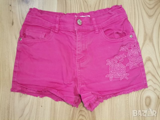 Детски къси панталони DENIM & Co, size 9/10г, 140см, с бродерия, много запазени, снимка 1