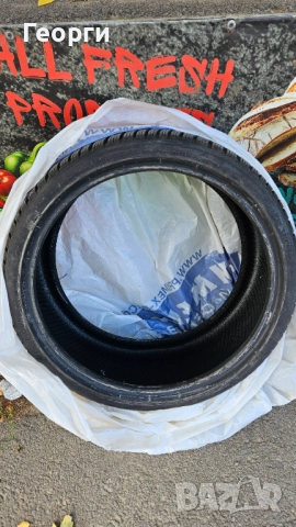 Зимна гума Hankook, снимка 2 - Гуми и джанти - 52072638