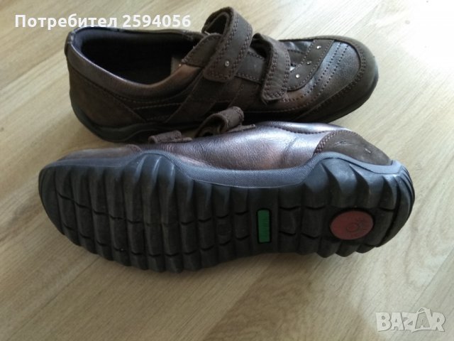 Обувки маратонки, снимка 3 - Детски маратонки - 28075564