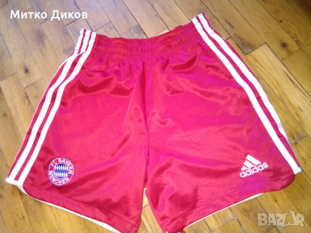 Байерн Мюнхен футболни гащета Адидас размер 176см-М