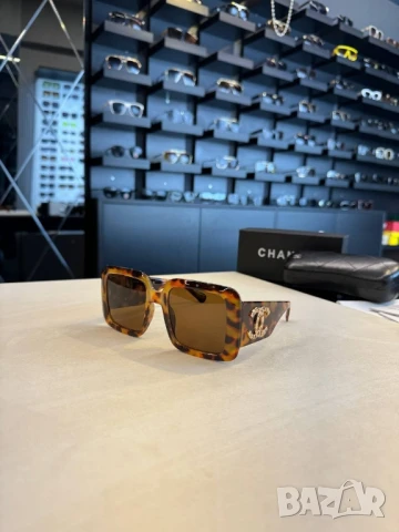 очила с черен обикновен калъф gucci chanel versace, снимка 9 - Слънчеви и диоптрични очила - 51093429