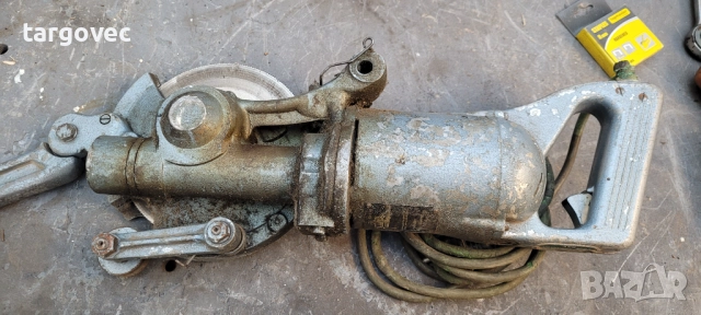 Немски ръчен циркуляр за рязане на метал