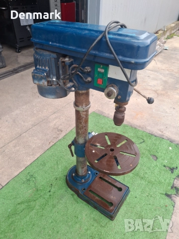 Настолна трифазна бормашина 