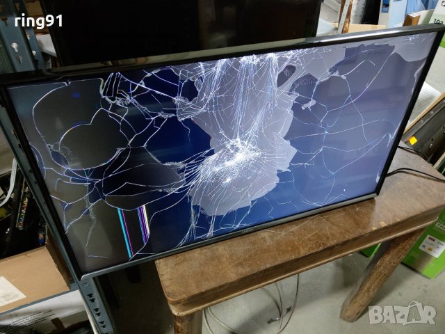 Телевизор Samsung T32E390SX На части , снимка 1 - Части и Платки - 27055546