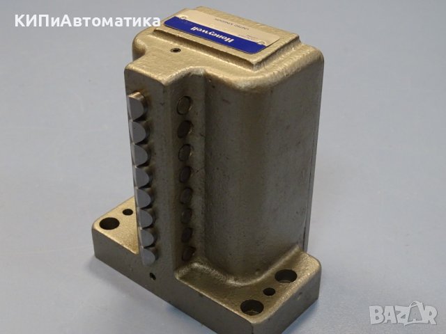 пистов изключвател Honeywell 103LD8-PG 8-position multiple limit switch, снимка 8 - Резервни части за машини - 37660179