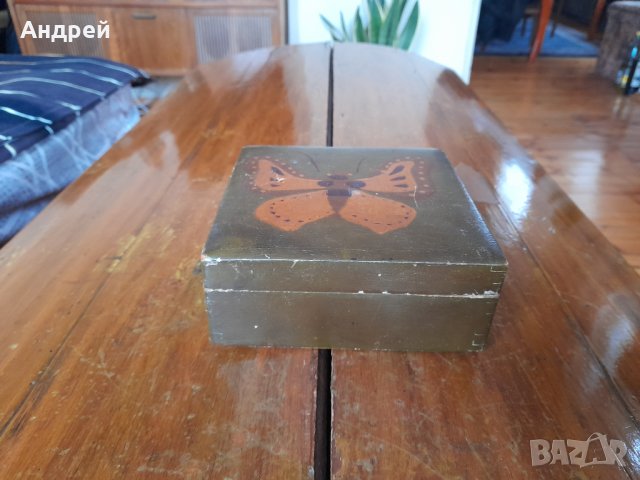 Стара дървена кутия #3, снимка 1 - Антикварни и старинни предмети - 39433563