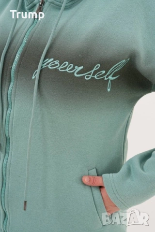 - 40% Красив ватиран спортен дамски комплект, прелимащ ефект,цвят мента, снимка 4 - Комплекти - 53183676