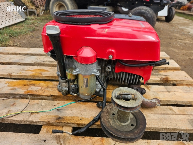 HONDA/ ДВИГАТЕЛ ЗА ТРАКТОРНА КОСАЧКА. 13.КОНЯ. ПЕРФЕКТЕН., снимка 4 - Градинска техника - 51943147