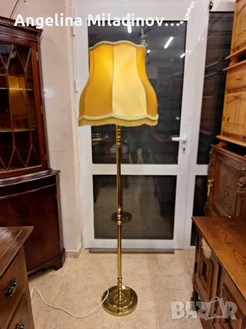 Винтидж лампион с голям абажур 