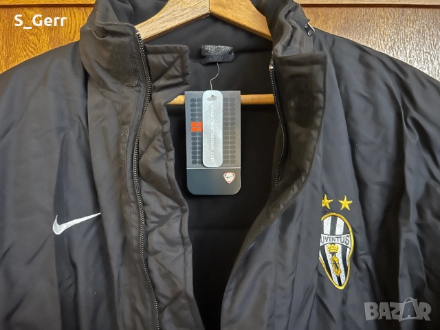 Зимно яке шуба Ювентус Juventus, снимка 2 - Спортна екипировка - 52890269