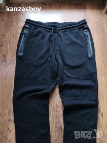 jack and jones - страхотно мъжко долнище КАТО НОВО Л, снимка 2 - Спортни дрехи, екипи - 49276112