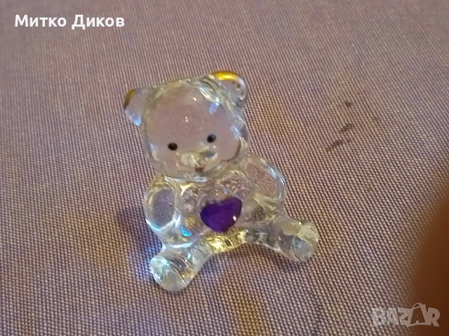 Кристално мече ново  със сърце ново 42х35 мм, снимка 2 - Декорация за дома - 53526470