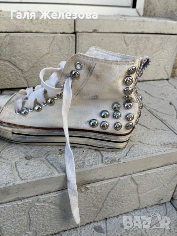 Бели кецове с капси, снимка 5 - Кецове - 43018132