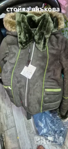 Продавам дамски масленозелен къс кожух, снимка 9 - Палта, манта - 47342408