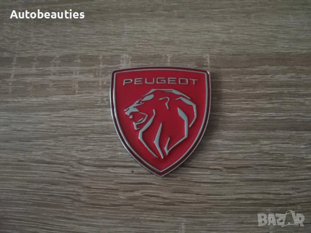 металнa емблема Peugeot червено със сребристо
